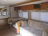 2000 Winnebago Adventurer Photo #4