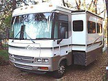 02 Winnebago Adventurer