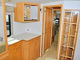 2005 Winnebago Adventurer Photo #26