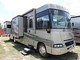 05 Winnebago Adventurer