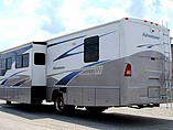 2005 Winnebago Adventurer Photo #4
