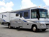 2005 Winnebago Adventurer Photo #8