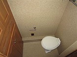 2008 Winnebago Adventurer Photo #6