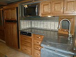 2015 Winnebago Adventurer Photo #24