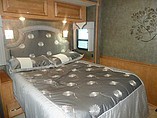 2015 Winnebago Adventurer Photo #27