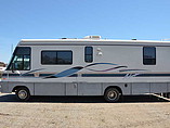 1996 Winnebago Adventurer Photo #5