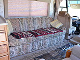 1996 Winnebago Adventurer Photo #10