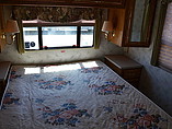 1996 Winnebago Adventurer Photo #14