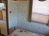 1996 Winnebago Adventurer Photo #15