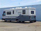 1997 Winnebago Adventurer Photo #6