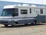 1997 Winnebago Adventurer Photo #7