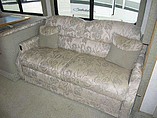 2003 Winnebago Adventurer Photo #11
