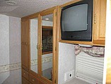 2003 Winnebago Adventurer Photo #19