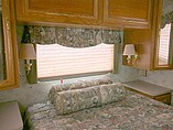 1995 Winnebago Adventurer Photo #6