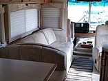 2000 Winnebago Adventurer Photo #3