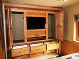 2016 Winnebago Adventurer Photo #22
