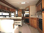 2016 Winnebago Adventurer Photo #24