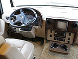 2009 Winnebago Adventurer Photo #9