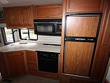2000 Winnebago Adventurer Photo #3