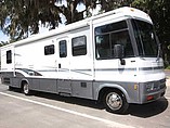 2000 Winnebago Adventurer Photo #4