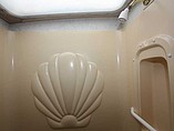 2000 Winnebago Adventurer Photo #21