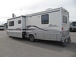 1999 Winnebago Adventurer Photo #4
