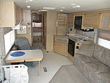 1999 Winnebago Adventurer Photo #11