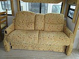 2004 Winnebago Adventurer Photo #5