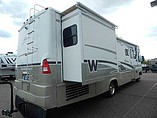 2003 Winnebago Adventurer Photo #2