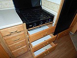 2003 Winnebago Adventurer Photo #12