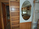 2003 Winnebago Adventurer Photo #16