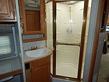 2003 Winnebago Adventurer Photo #17