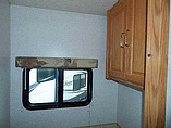 2003 Winnebago Adventurer Photo #19