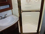2003 Winnebago Adventurer Photo #4