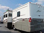 2003 Winnebago Adventurer Photo #11
