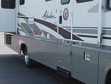 2003 Winnebago Adventurer Photo #14