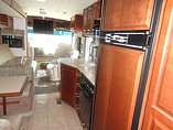 2004 Winnebago Adventurer Photo #15