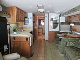 2005 Winnebago Adventurer Photo #6
