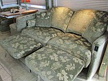 2005 Winnebago Adventurer Photo #8