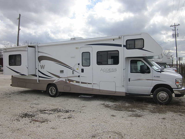 2009 Winnebago Access Photo