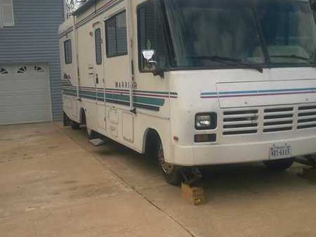 96 Winnebago Access