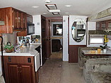 2005 Winnebago Adventurer Photo #2