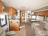2005 Winnebago Adventurer Photo #6
