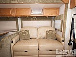 2005 Winnebago Adventurer Photo #13