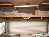 2005 Winnebago Adventurer Photo #21