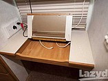 2005 Winnebago Adventurer Photo #33