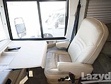 2005 Winnebago Adventurer Photo #36