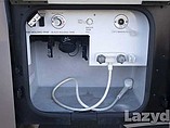 2005 Winnebago Adventurer Photo #44