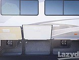 2005 Winnebago Adventurer Photo #45