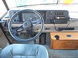 1999 Winnebago Adventurer Photo #3